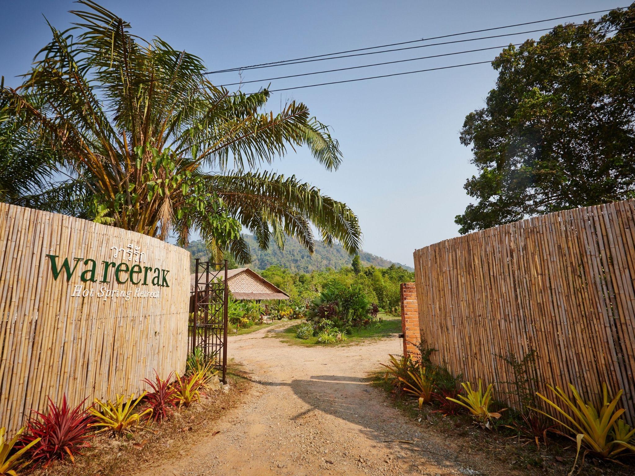 Wareerak Hot Spring & Wellness- Sha Extra Plus Hotel Khlong Thom Exterior photo